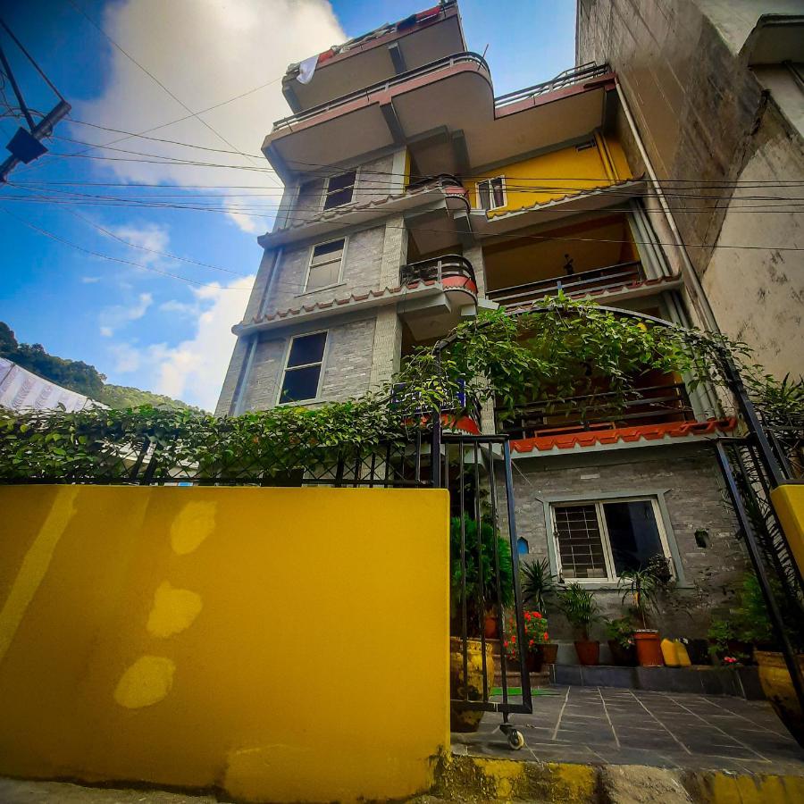 Hotel Elite Pokhara Bagian luar foto