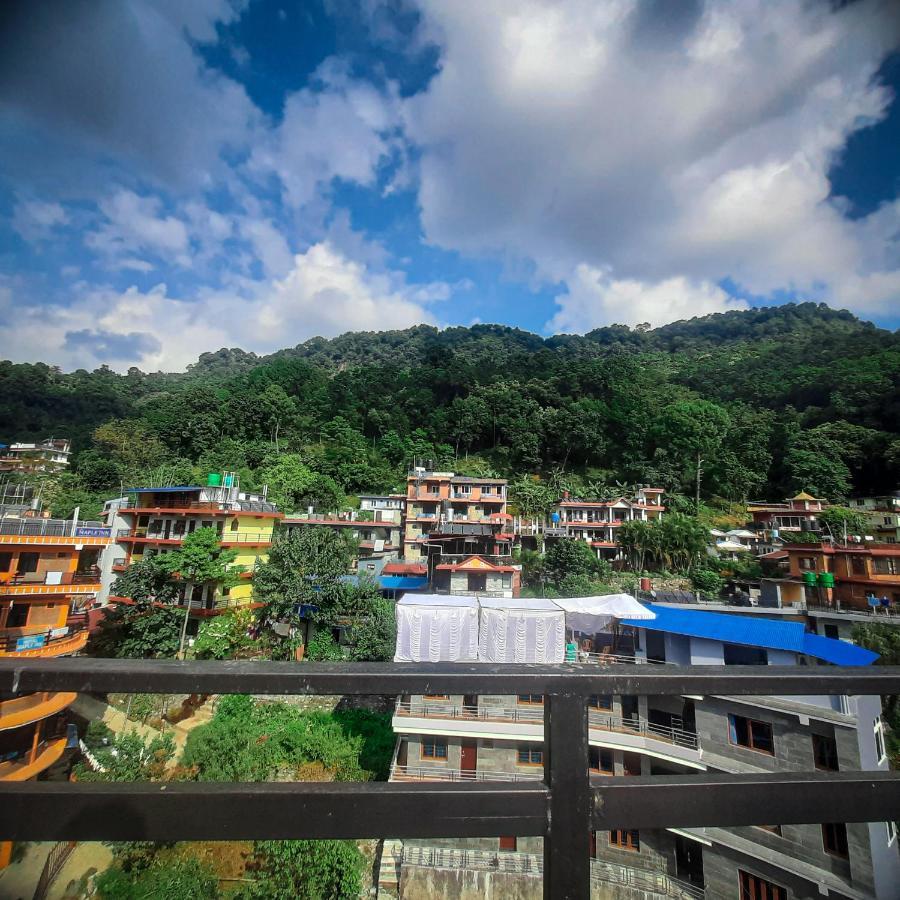 Hotel Elite Pokhara Bagian luar foto