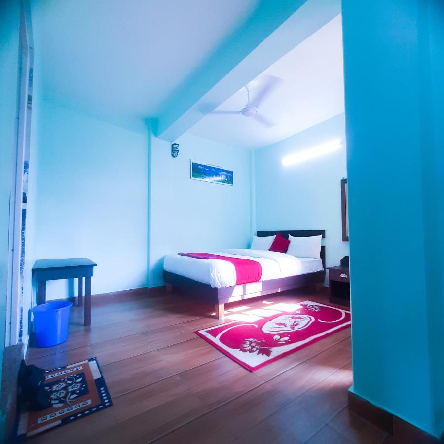 Hotel Elite Pokhara Bagian luar foto