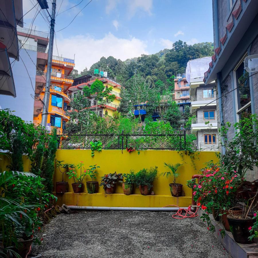 Hotel Elite Pokhara Bagian luar foto