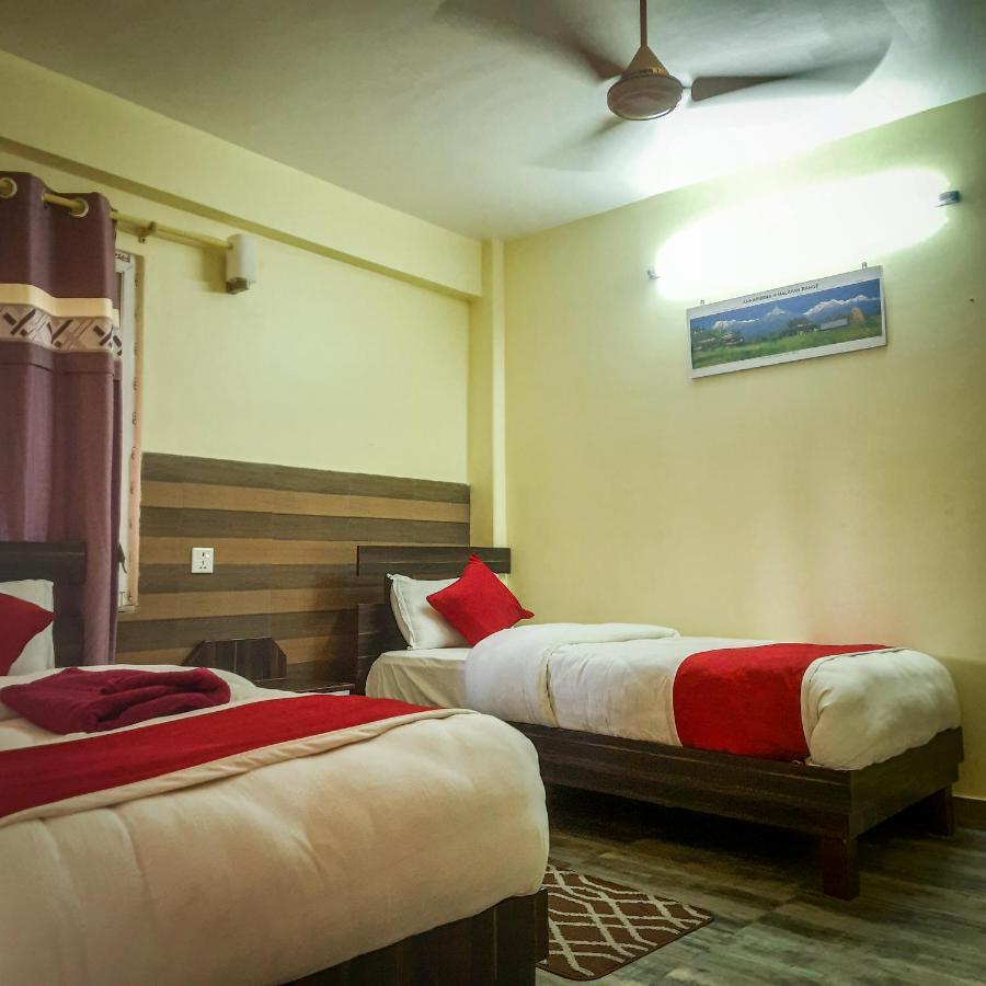 Hotel Elite Pokhara Bagian luar foto
