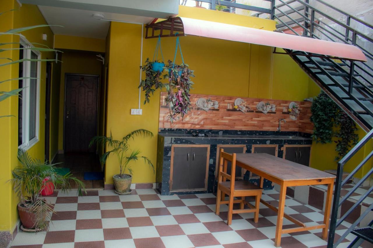 Hotel Elite Pokhara Bagian luar foto