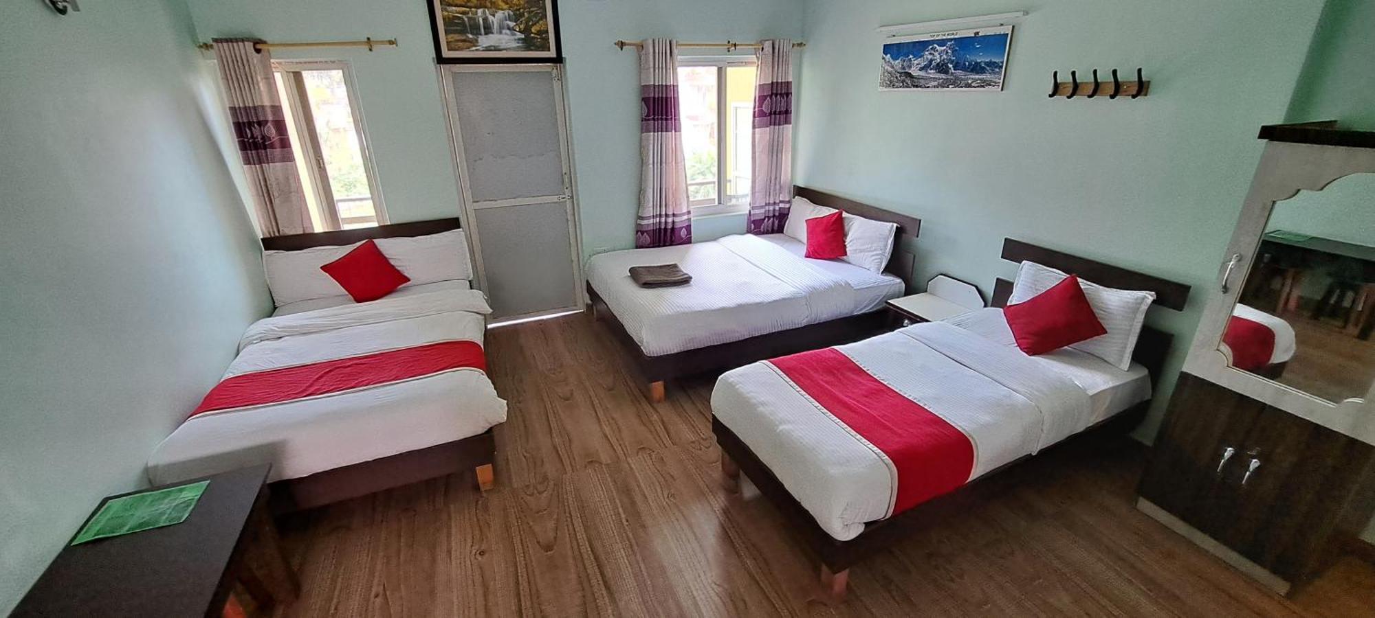 Hotel Elite Pokhara Bagian luar foto